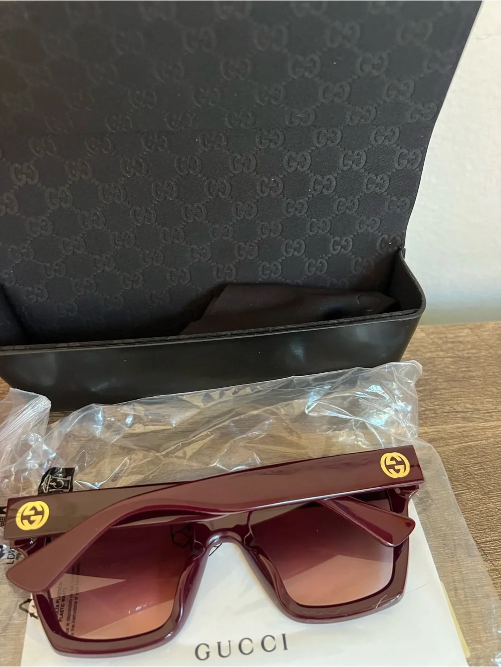 Gucci GG1714S-003 Burgundy Cat-Eye 54mm Sunglasses